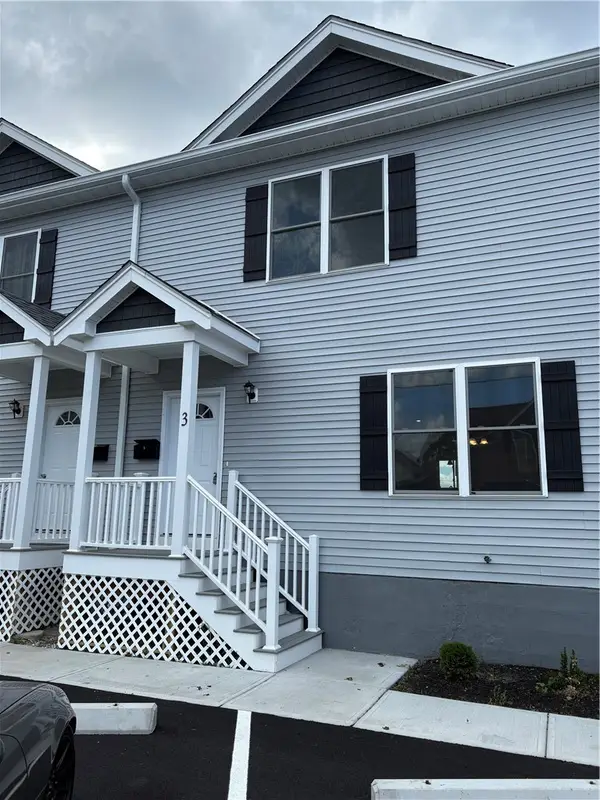 184 Avenue C #M3, Woonsocket, RI 02895