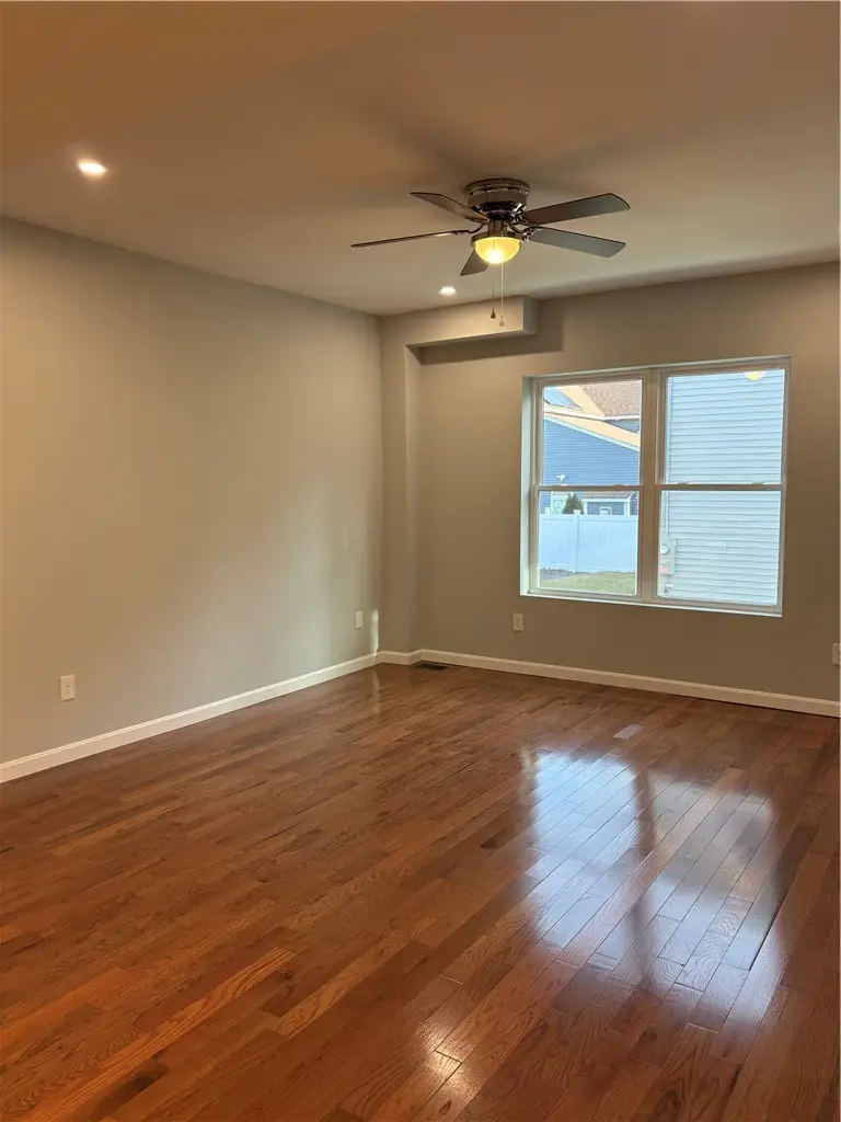 184 Avenue C #M3, Woonsocket, RI 02895 - #3