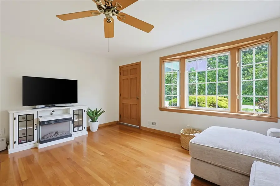 27 Bear Hill Road, Cumberland, RI 02864 - #2