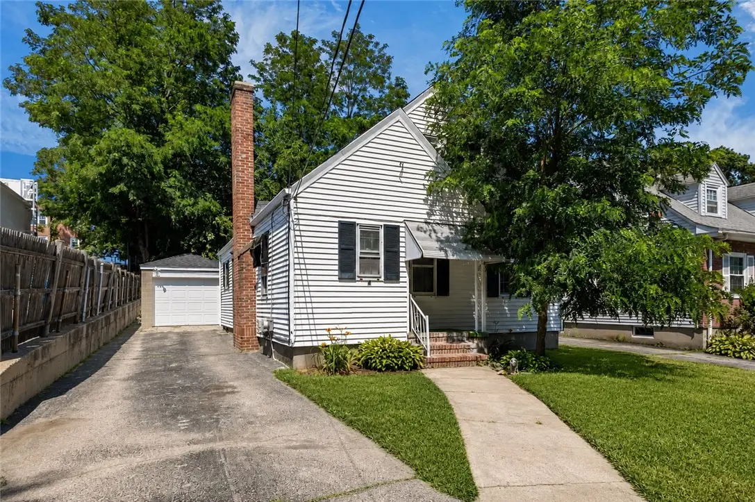 435 Auburn Street, Cranston, RI 02910 - #1