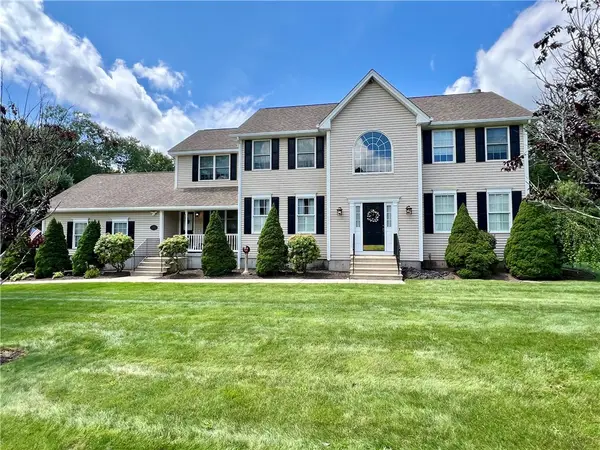35 East Lantern Road, Smithfield, RI 02917