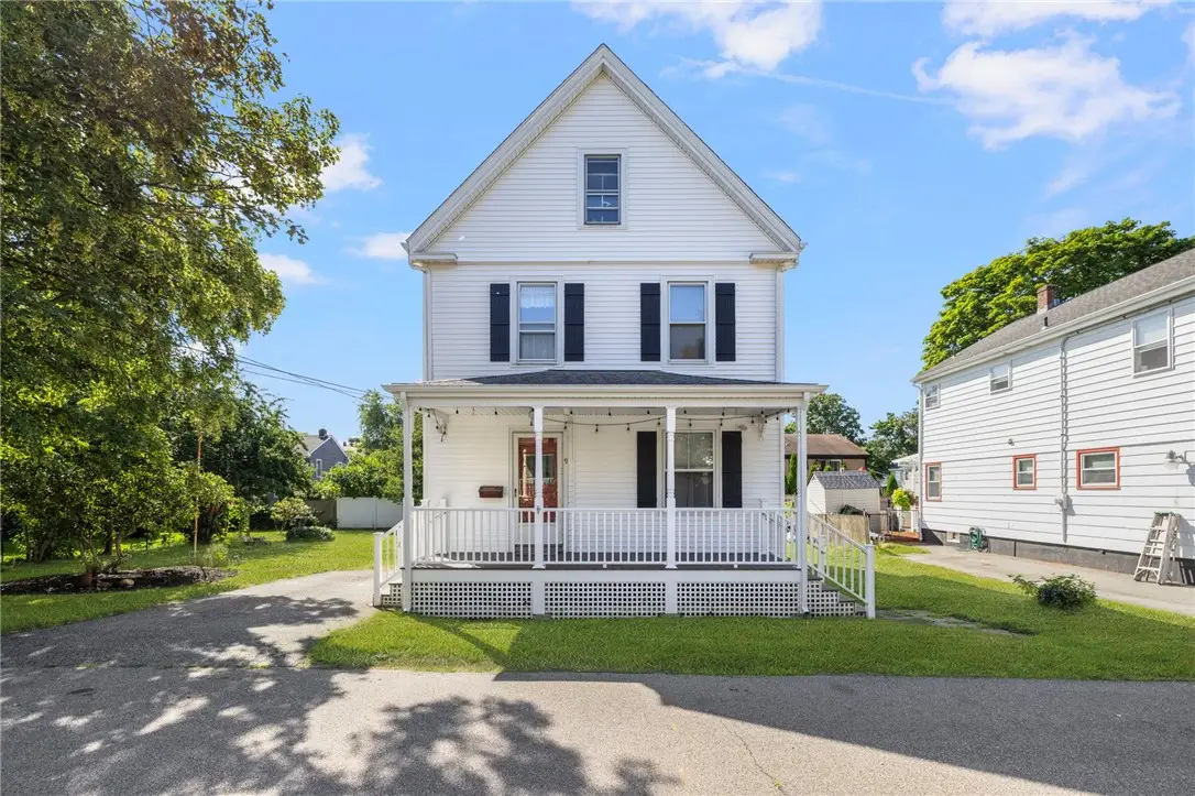 9 Cummings Road, Newport, RI 02840 - #1