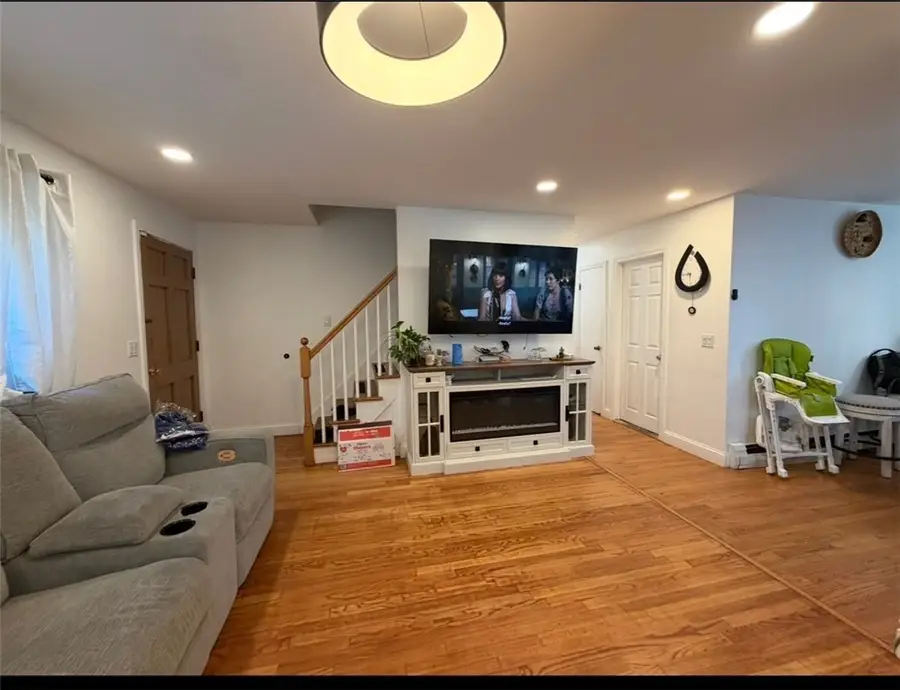 54 Ordway Street, Pawtucket, RI 02861 - #3