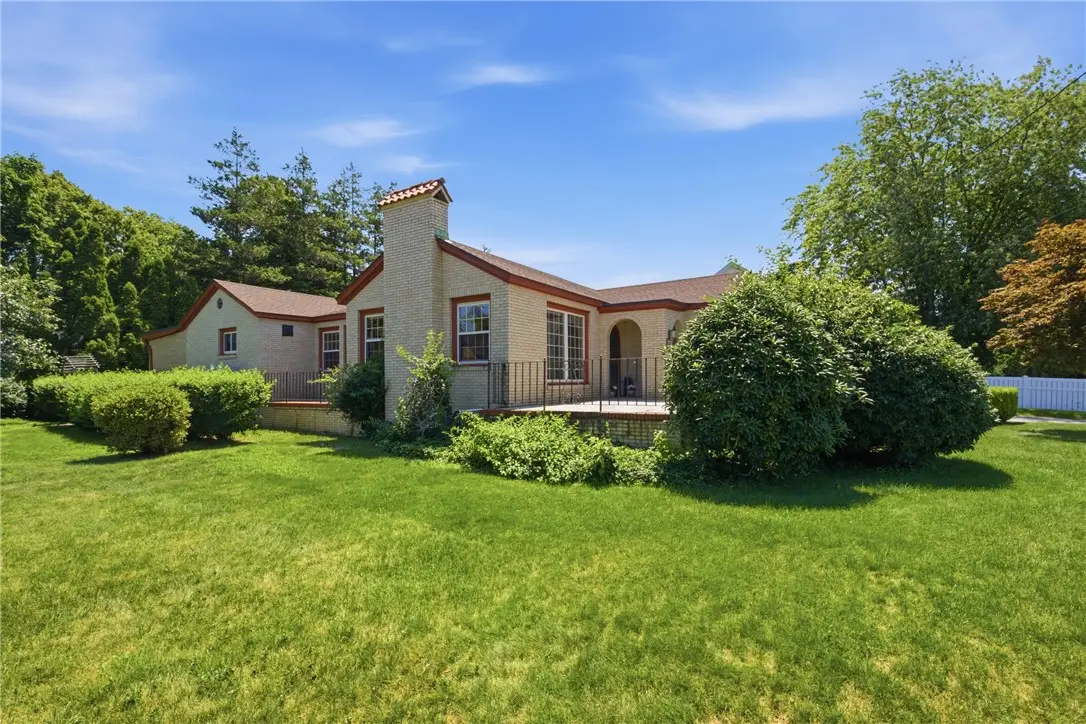 247 West Main Road, Middletown, RI 02842 - #1