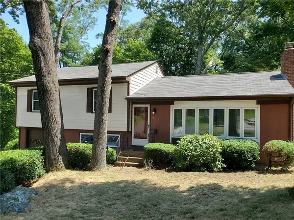 180 Diamond Hill Road, Warwick, RI 02886