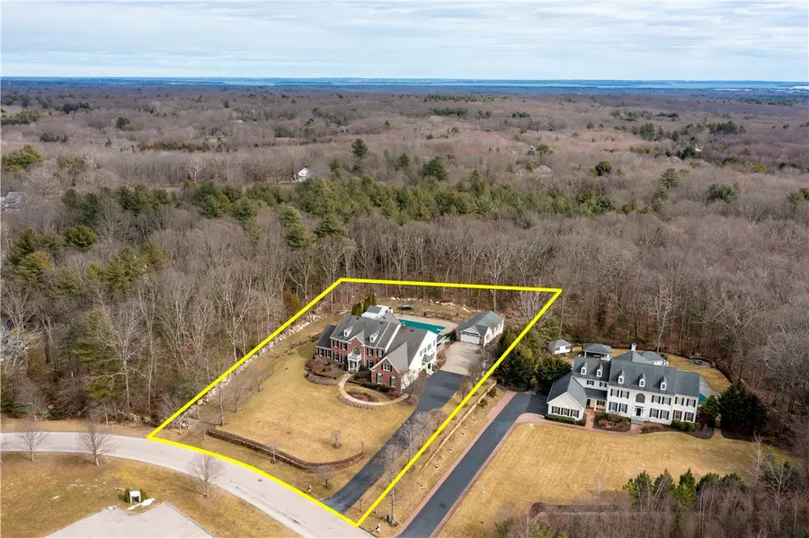 5 Lenihan Lane, East Greenwich, RI 02818 - #2