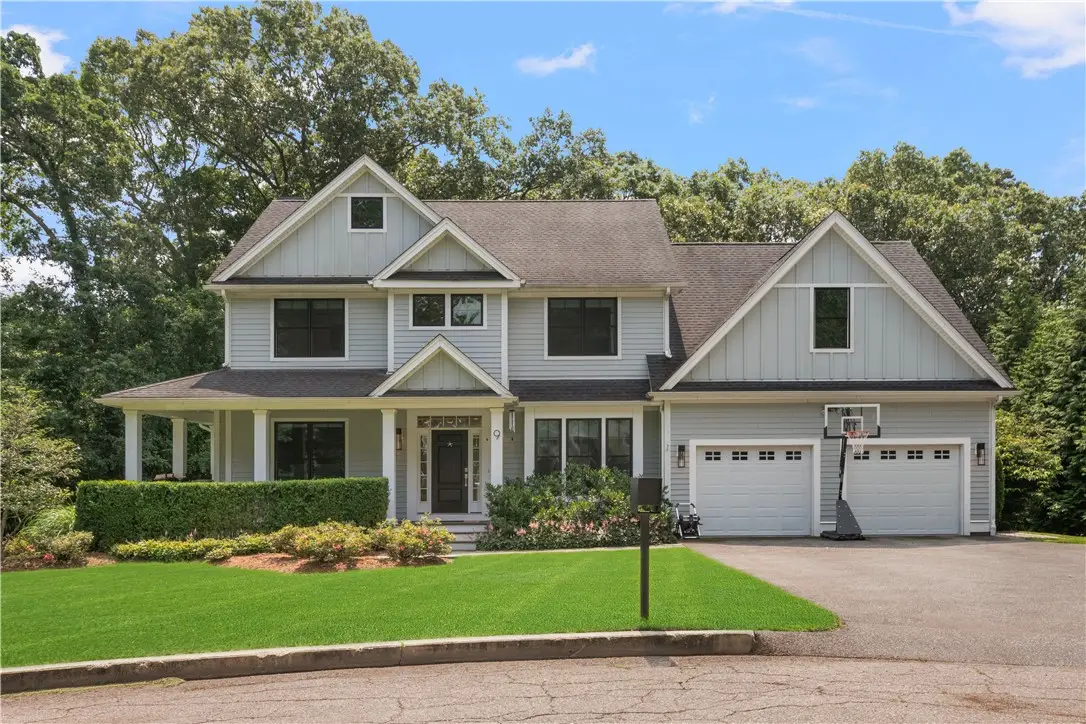 9 River Oak Road, Barrington, RI 02806 - #1