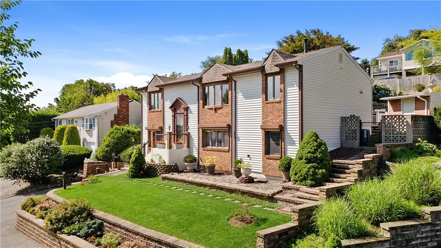 67 Curry Road, Cranston, RI 02920 - #3