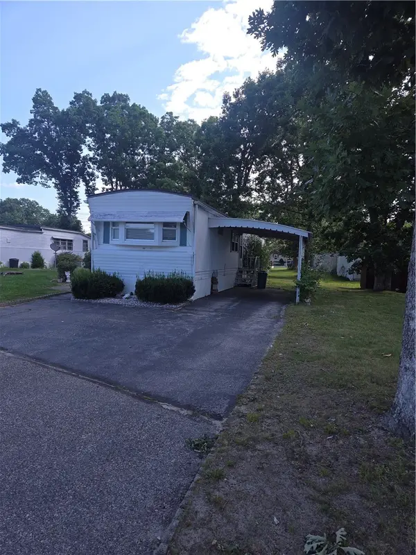 17 Lane C Lane, Coventry, RI 02816