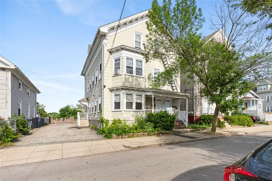 138 Garden Street, Pawtucket, RI 02860 - #2