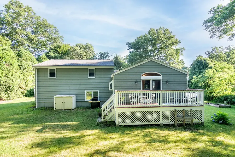 26 High Street, North Kingstown, RI 02852 - #3