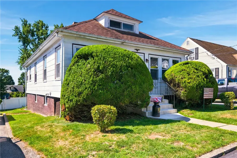 29 E Earle Street, Cumberland, RI 02864 - #2