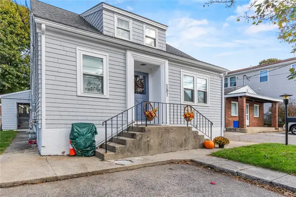 379 Maple Avenue, Barrington, RI 02806