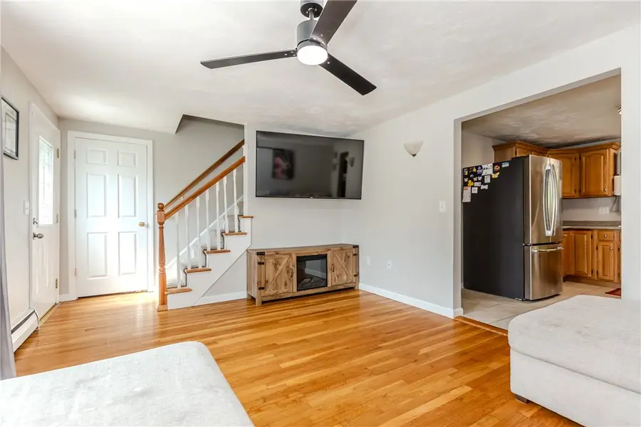 3 Sutton Street, Smithfield, RI 02828 - #2