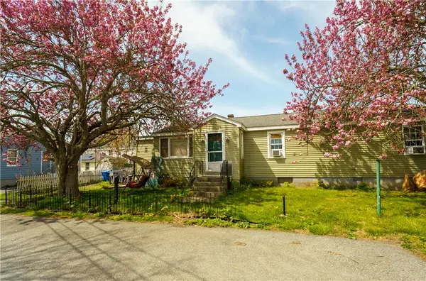 54 Homer Street, Newport, RI 02840
