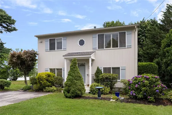 64 Sawyer Avenue, Warwick, RI 02818
