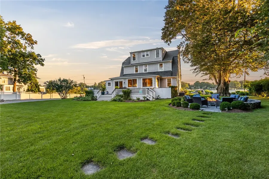 105 New Meadow Road, Barrington, RI 02806 - #3