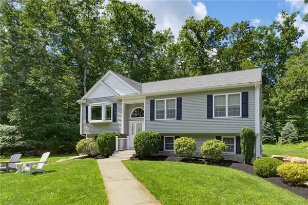 102 Bramble Bush Road, Coventry, RI 02816