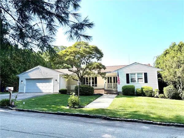 55 Nightingale Avenue, Warwick, RI 02889