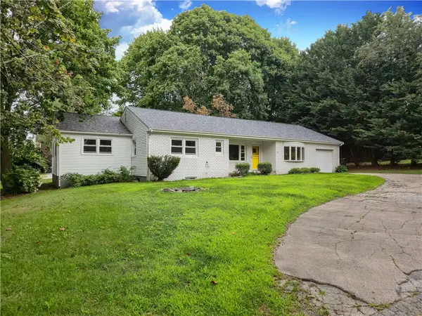278 Green End Avenue, Middletown, RI 02842