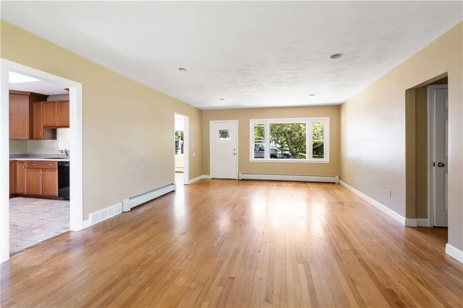 278 Green End Avenue, Middletown, RI 02842 - #3