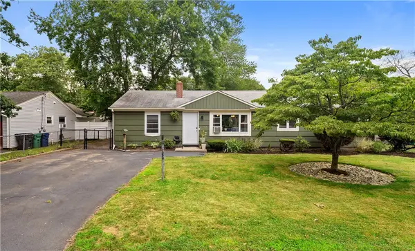 51 Torrington Drive, Warwick, RI 02889