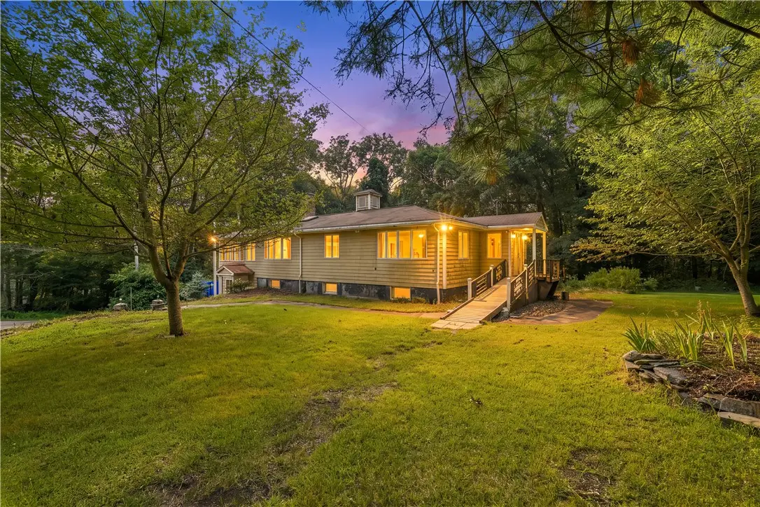 20 Old Colonial Village Road, Hopkinton, RI 02804 - #1