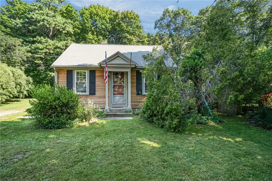 58 Essex Road, North Kingstown, RI 02852 - #2