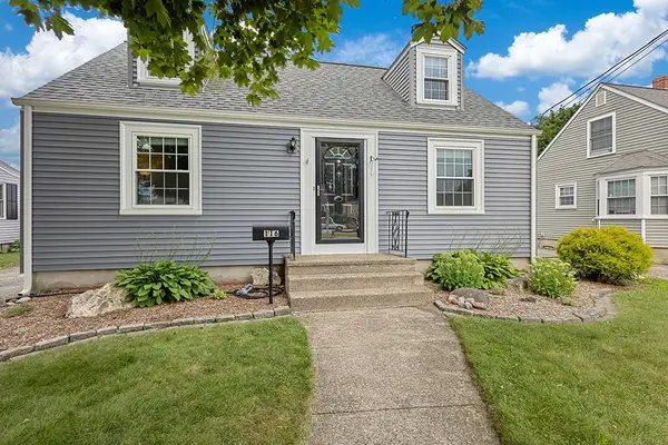 116 Daggett Avenue, Pawtucket, RI 02861