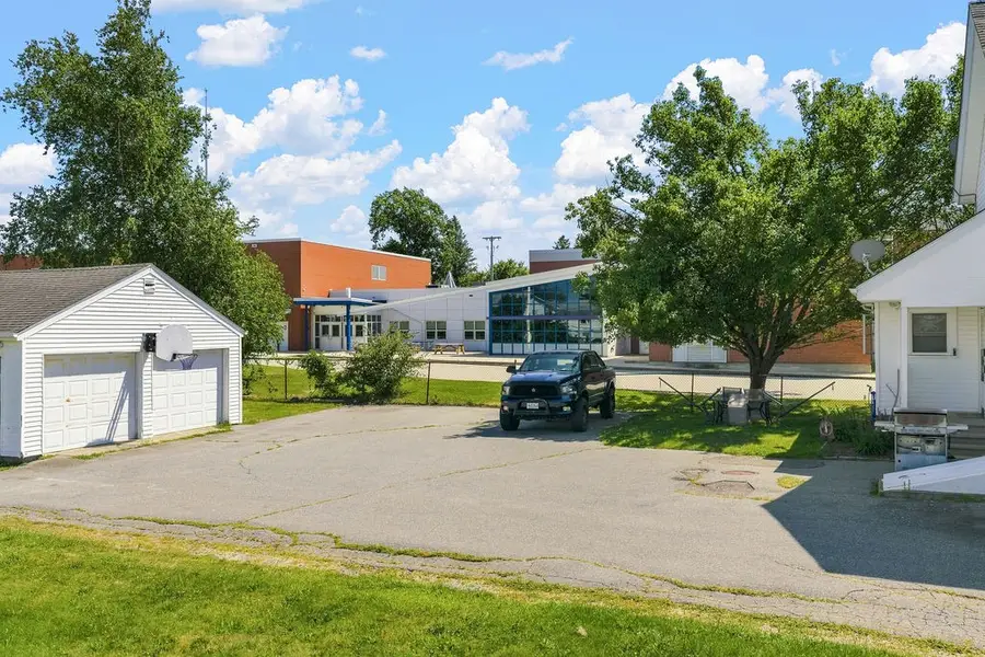 228 Main Road, Tiverton, RI 02878 - #3