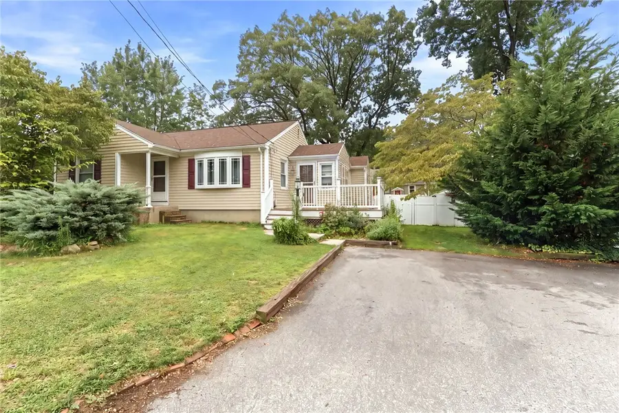 216 Hyde Street, Cranston, RI 02920 - #2
