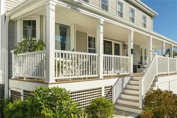 10 Champlin Street #10, Newport, RI 02840