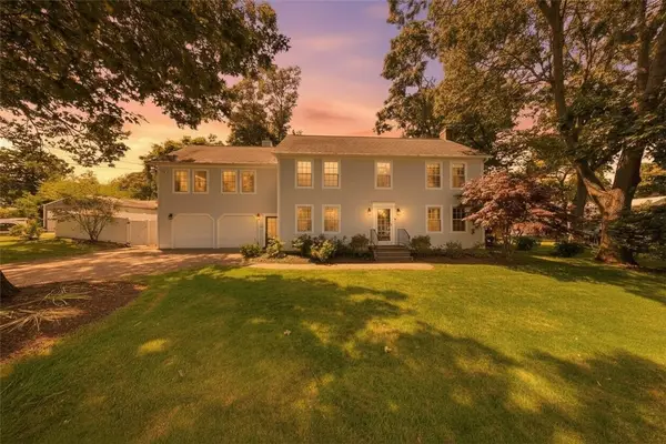 78 Riverside Drive, South Kingstown, RI 02879