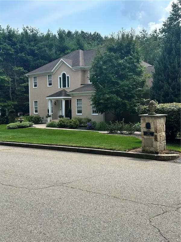 38 Mark Drive Drive, Lincoln, RI 02865