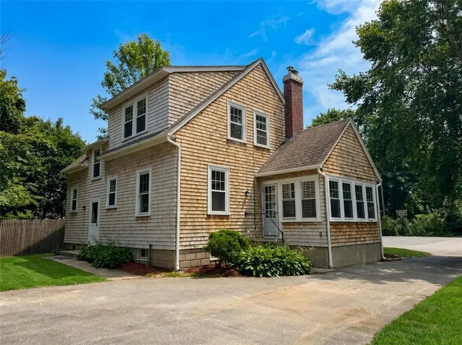 25 Kneeland Street, Cranston, RI 02905 - #2