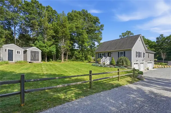 95 Buttonwoods Road, Richmond, RI 02898