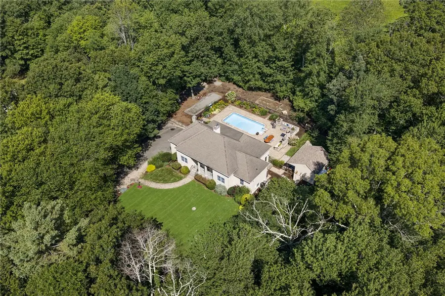 2393 Scituate Avenue, Hope, RI 02831 - #2