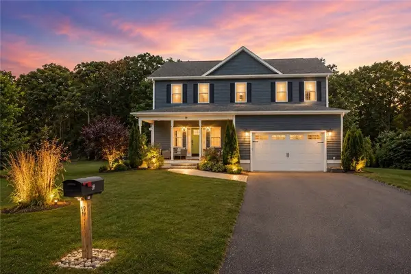 19 Plantation Drive, Tiverton, RI 02878