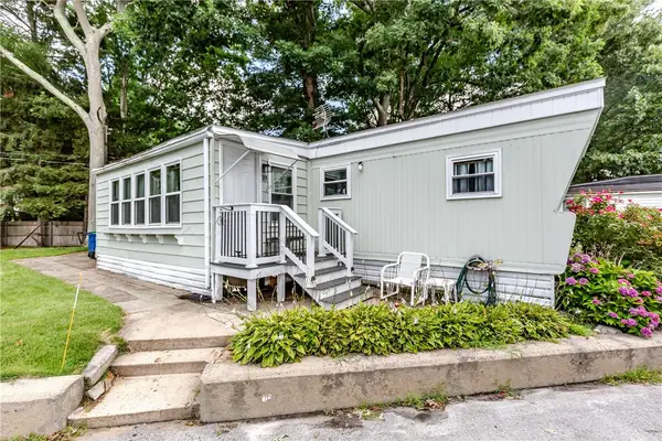18 Helen Drive, Coventry, RI 02816