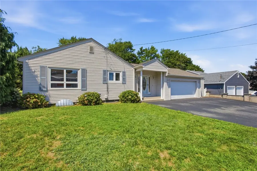 95 Uxbridge Street, Cranston, RI 02920 - #3