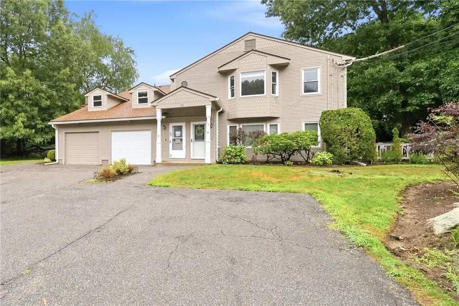 38 Stone Trail #B, North Providence, RI 02904 - #2