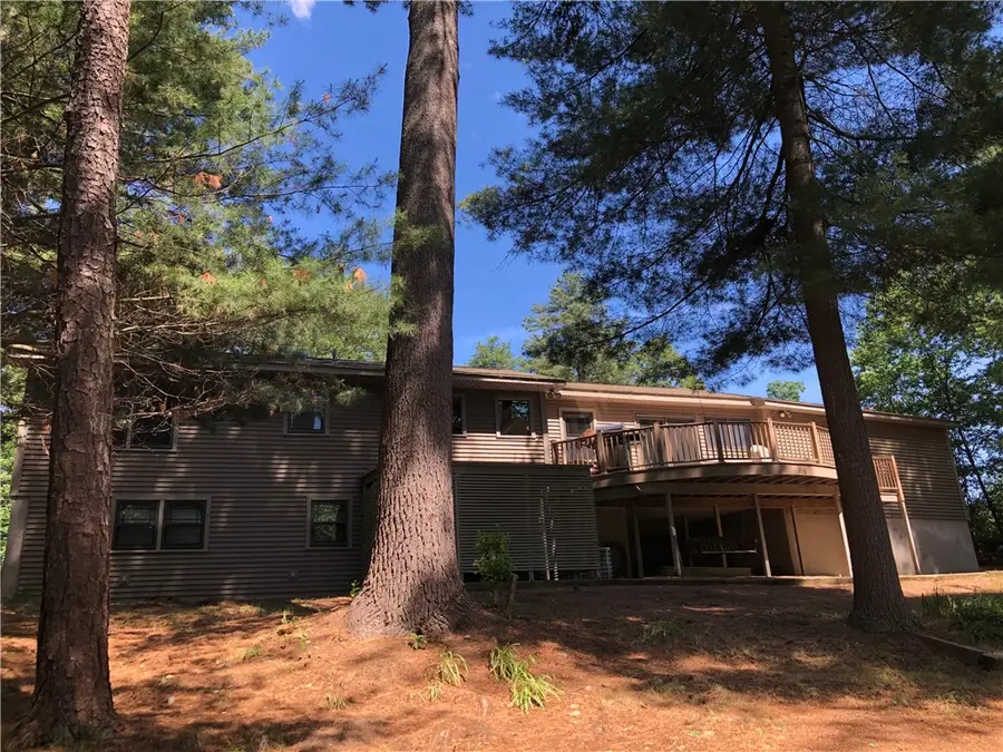 20 Richard Street, Smithfield, RI 02917 - #2