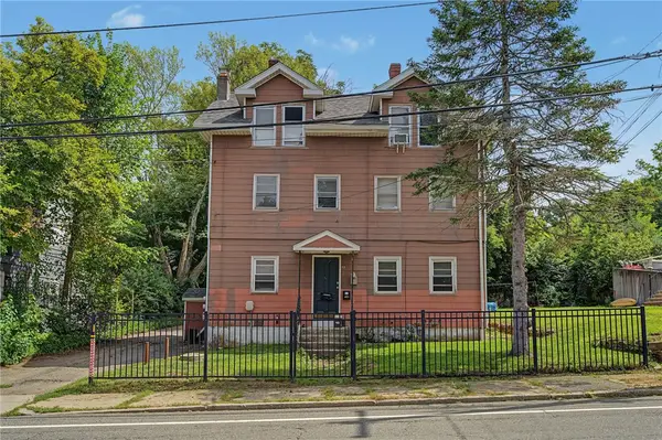 84 Saint Paul Street, North Smithfield, RI 02896