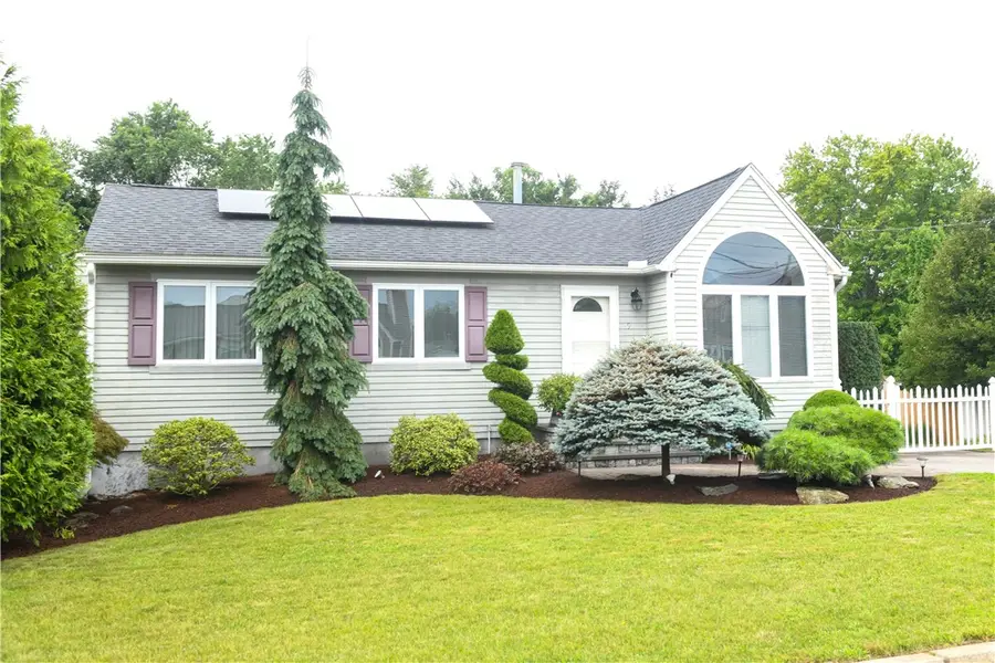 9 Mallory Court, Cranston, RI 02910 - #2