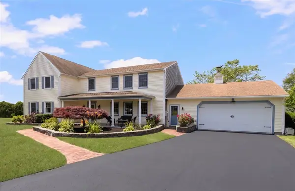 27 Ocean View Drive, Middletown, RI 02842