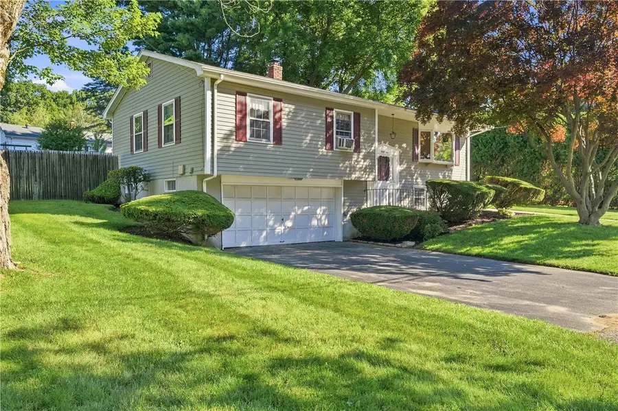 31 Monica Drive, Cumberland, RI 02864 - #2