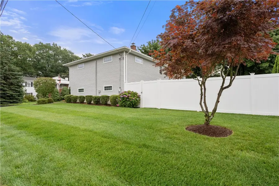 88 Locust Avenue, North Providence, RI 02911 - #3