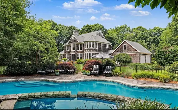280 Bittersweet Farm Way, South Kingstown, RI 02879