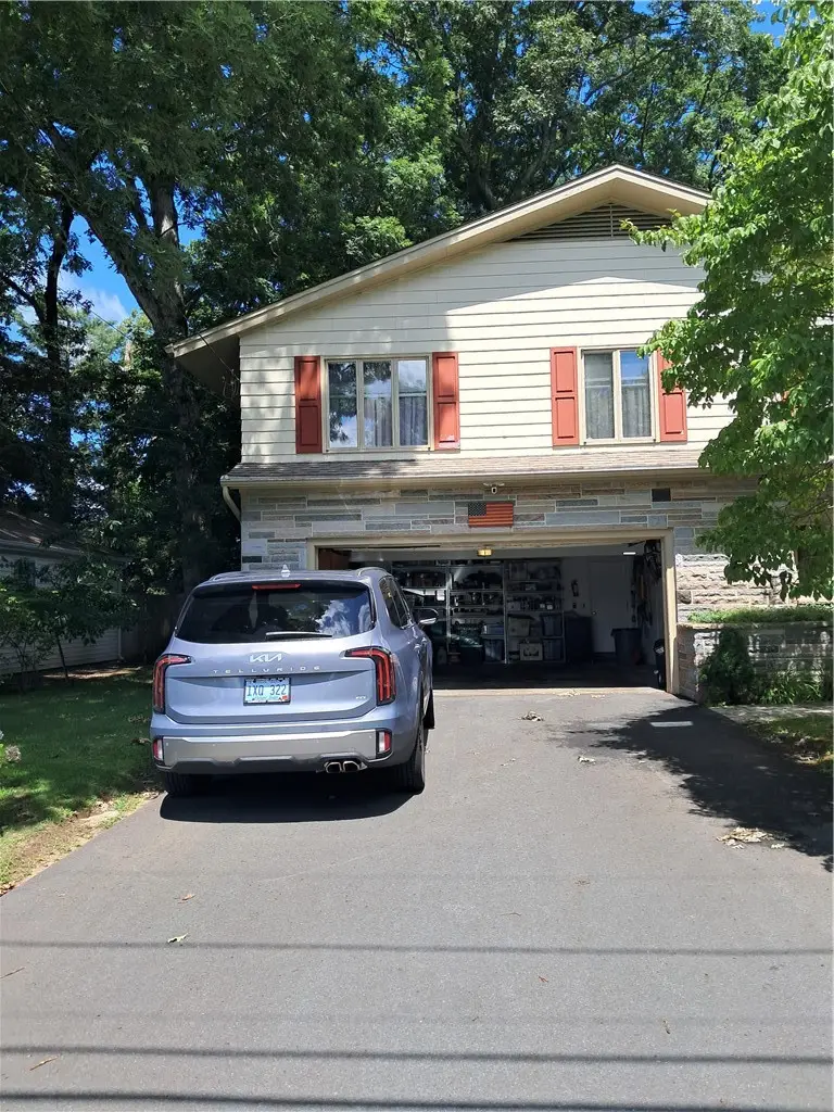 105 Summit Drive, Cranston, RI 02920 - #2
