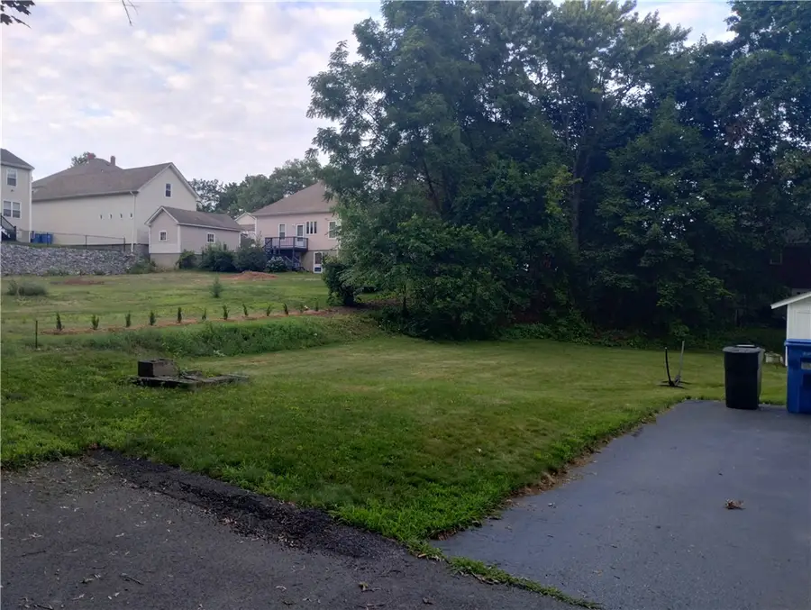 15 Spruce Street, Lincoln, RI 02838 - #2
